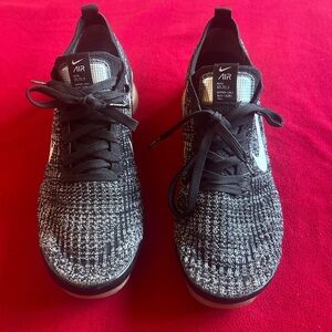 Nike Air Black and White Womens Vapor Max Shoes.
